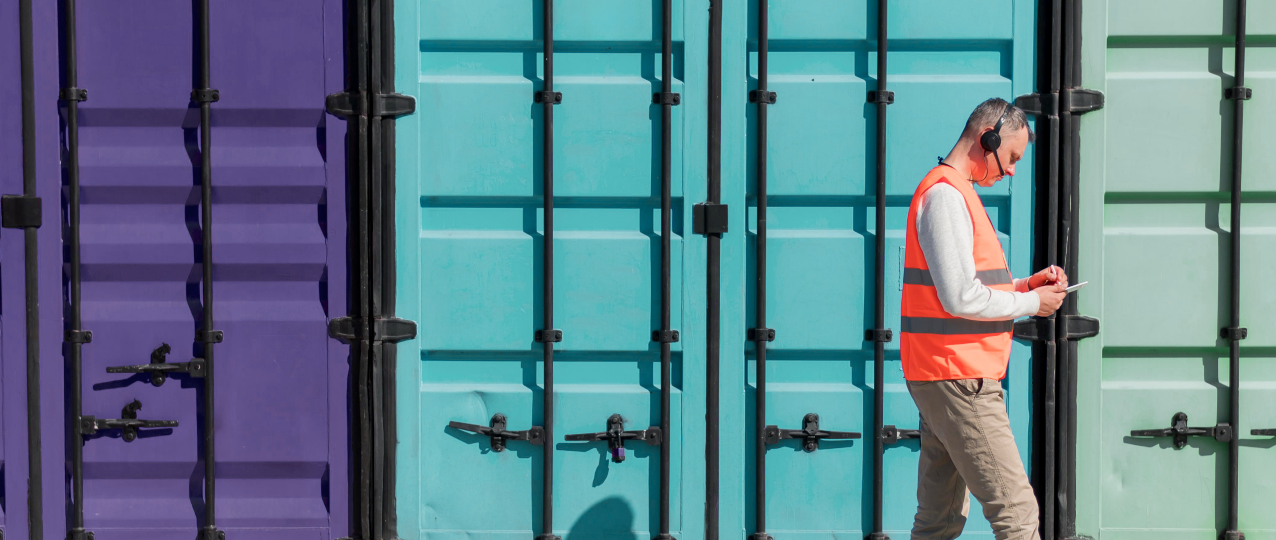 5 Tips To Reducing Logistics Costs Hero