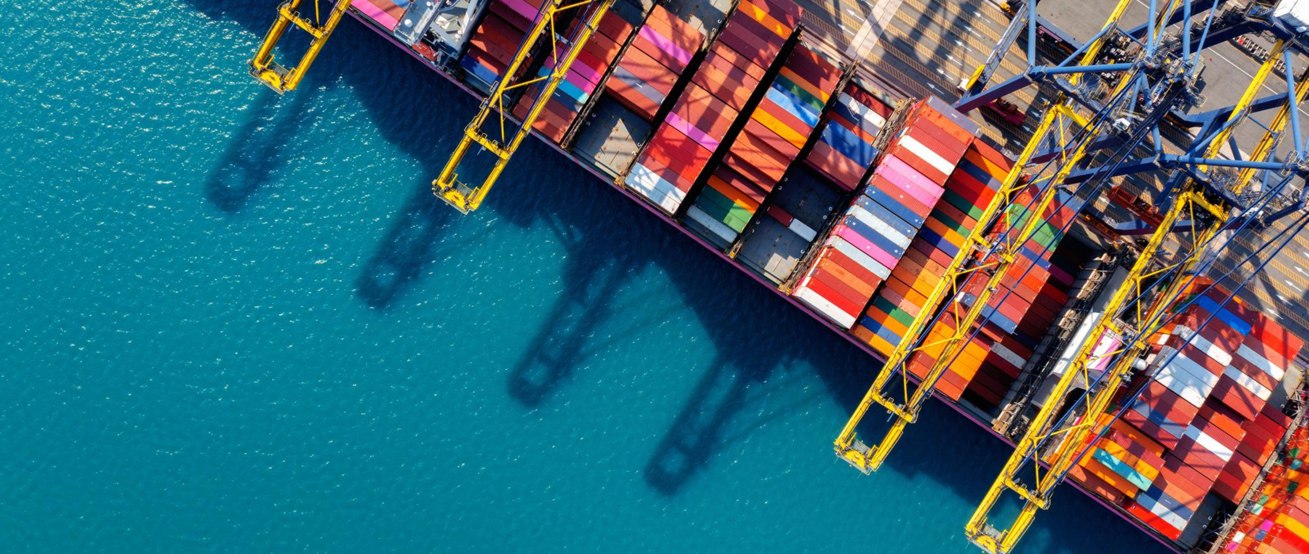 Uae Shipping Trends And Statistics Hero