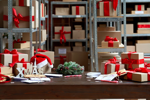 Tips for successful international shipping during holiday season